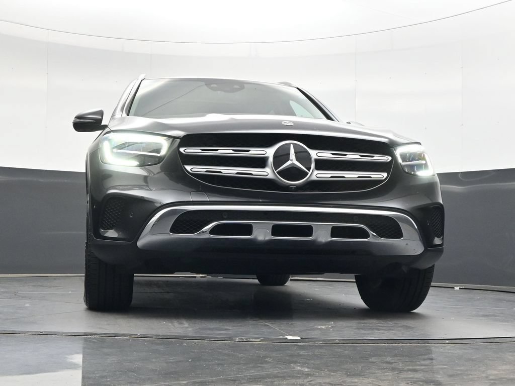 Used 2022 Mercedes-Benz GLC 300 4MATIC w/ Driver Assistance Package image 48