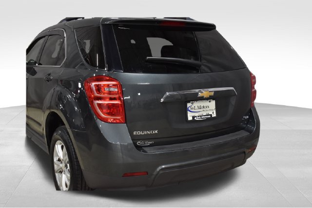 Used 2017 Chevrolet Equinox LT FWD image 34