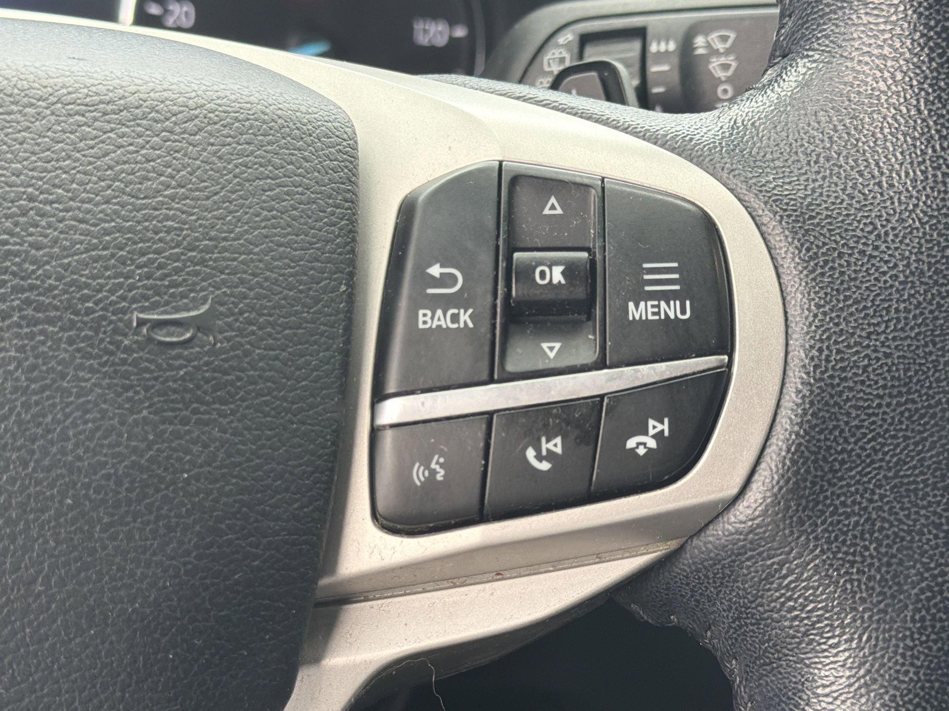 Certified 2020 Ford Explorer XLT w/ Equipment Group 202A RWD image 13