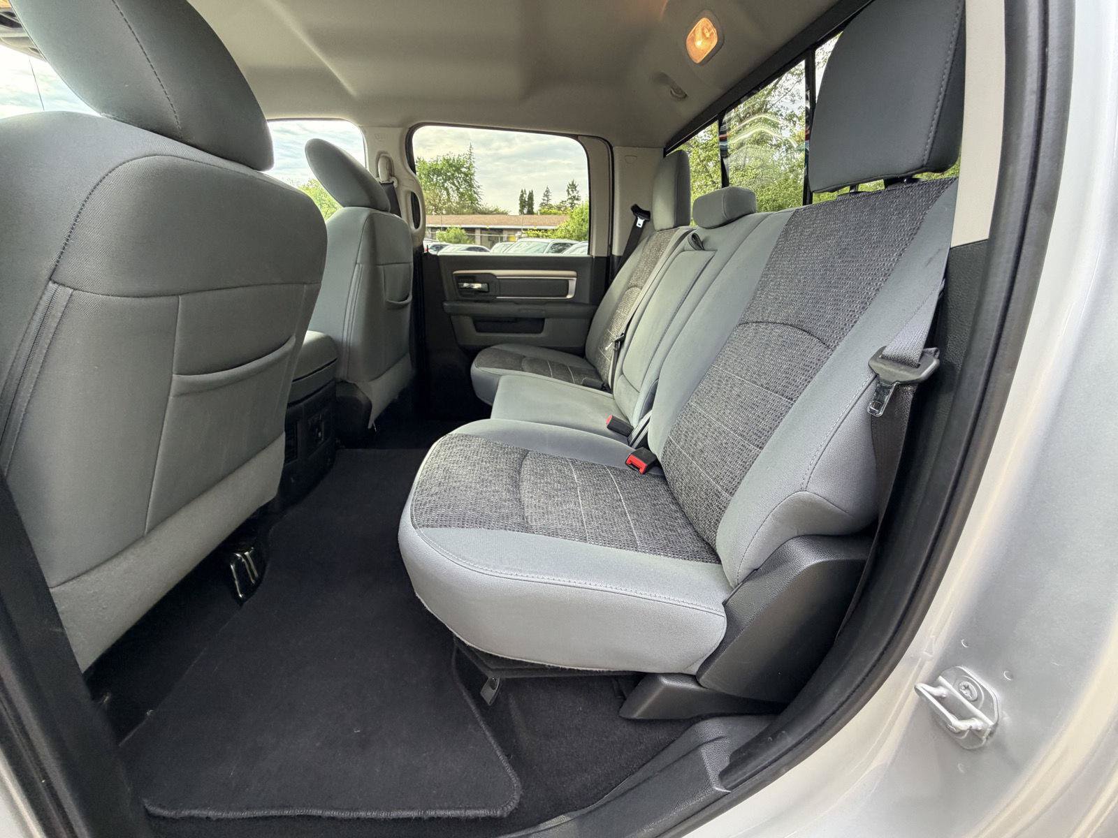 Used 2018 RAM 1500 Big Horn AWD/4WD image 24