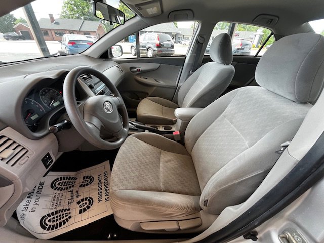 Used 2009 Toyota Corolla LE FWD image 8
