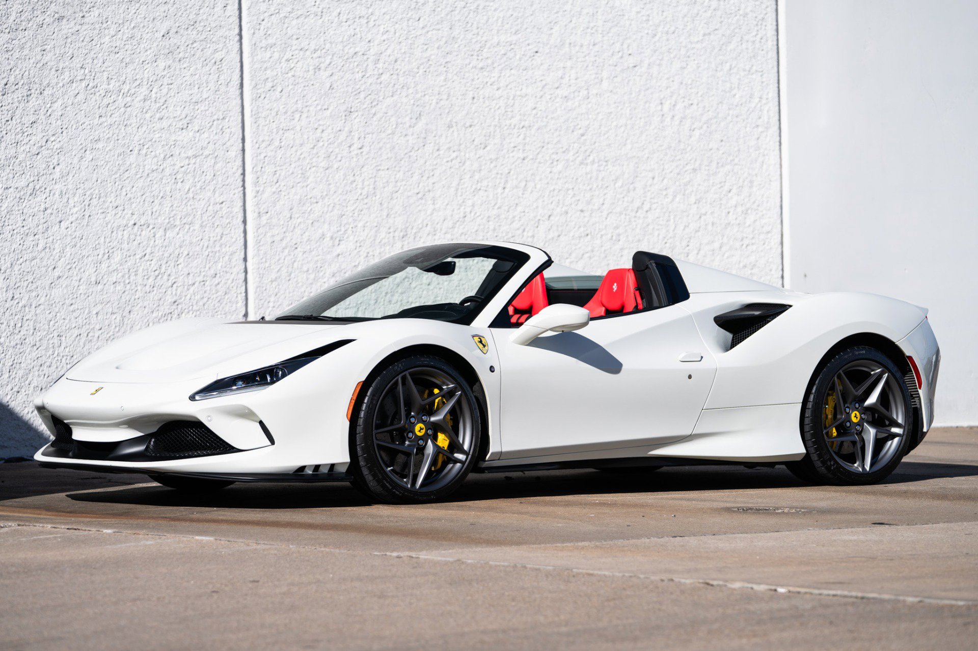Used 2023 Ferrari F8 Tributo image 14