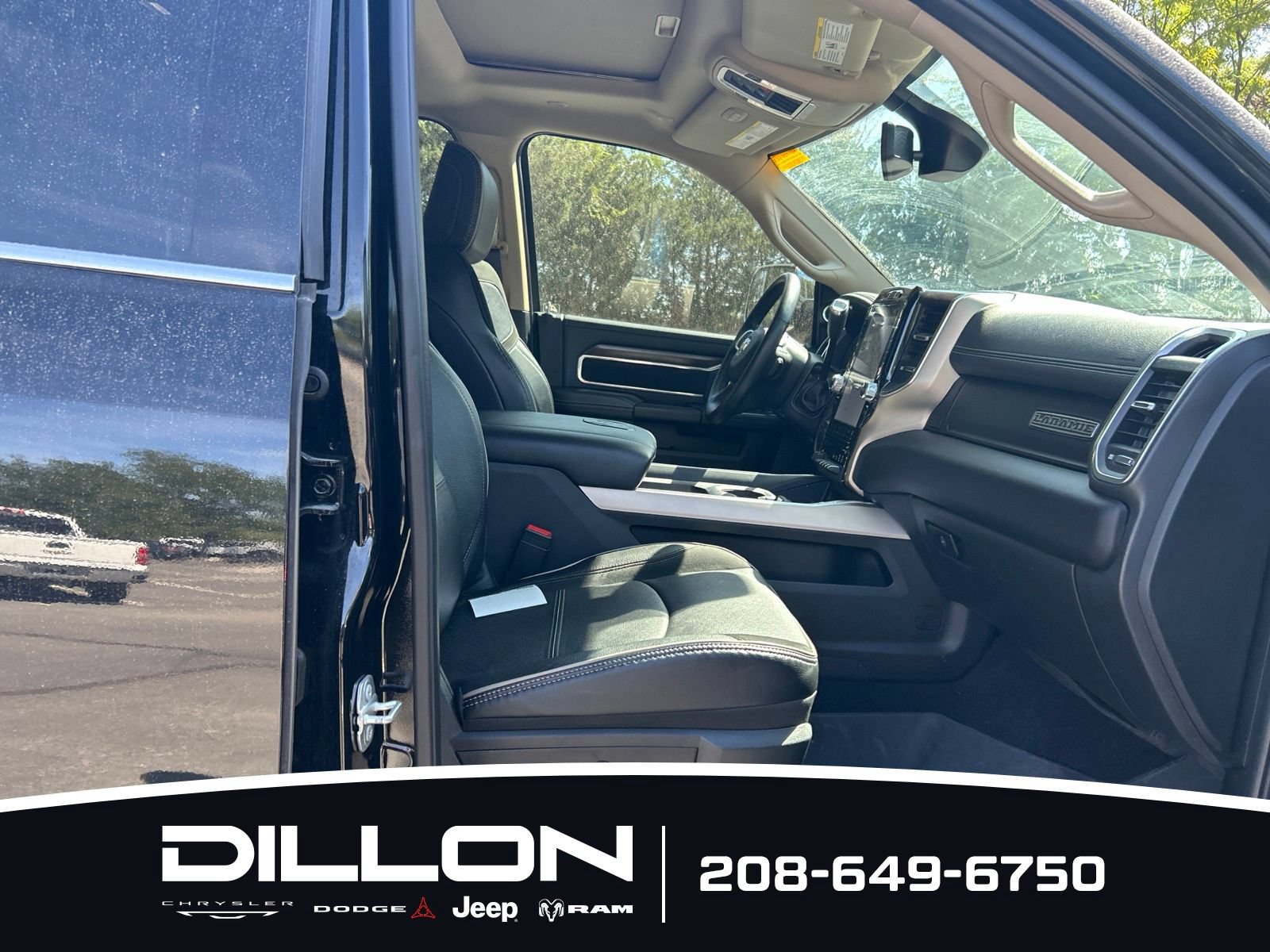 Used 2022 RAM 3500 Laramie AWD/4WD image 13