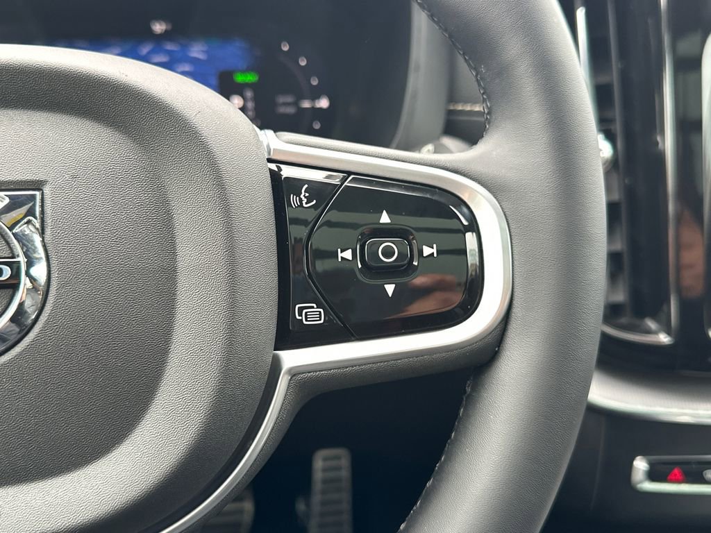 Used 2022 Volvo XC60 T8 Polestar image 30