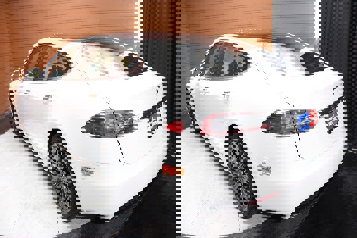 Used 2020 Tesla Model S AWD image 8