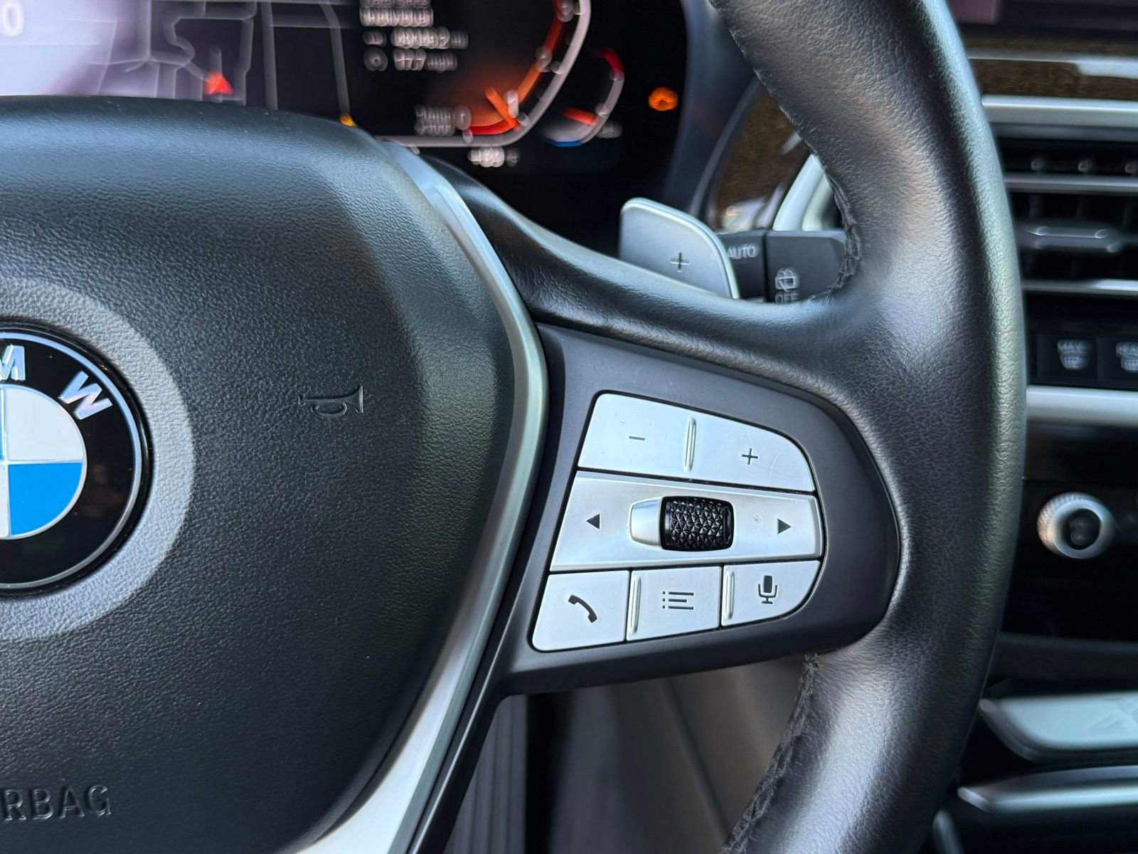 Used 2023 BMW X3 sDrive30i w/ Premium Package image 25