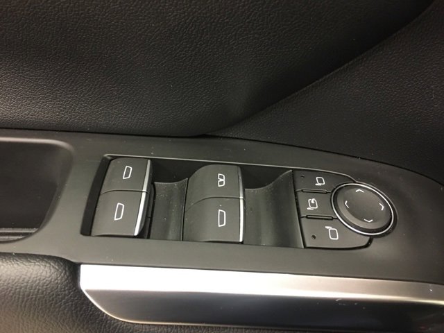 Used 2024 Chevrolet Traverse RS w/ LPO, Floor Liner Package image 36