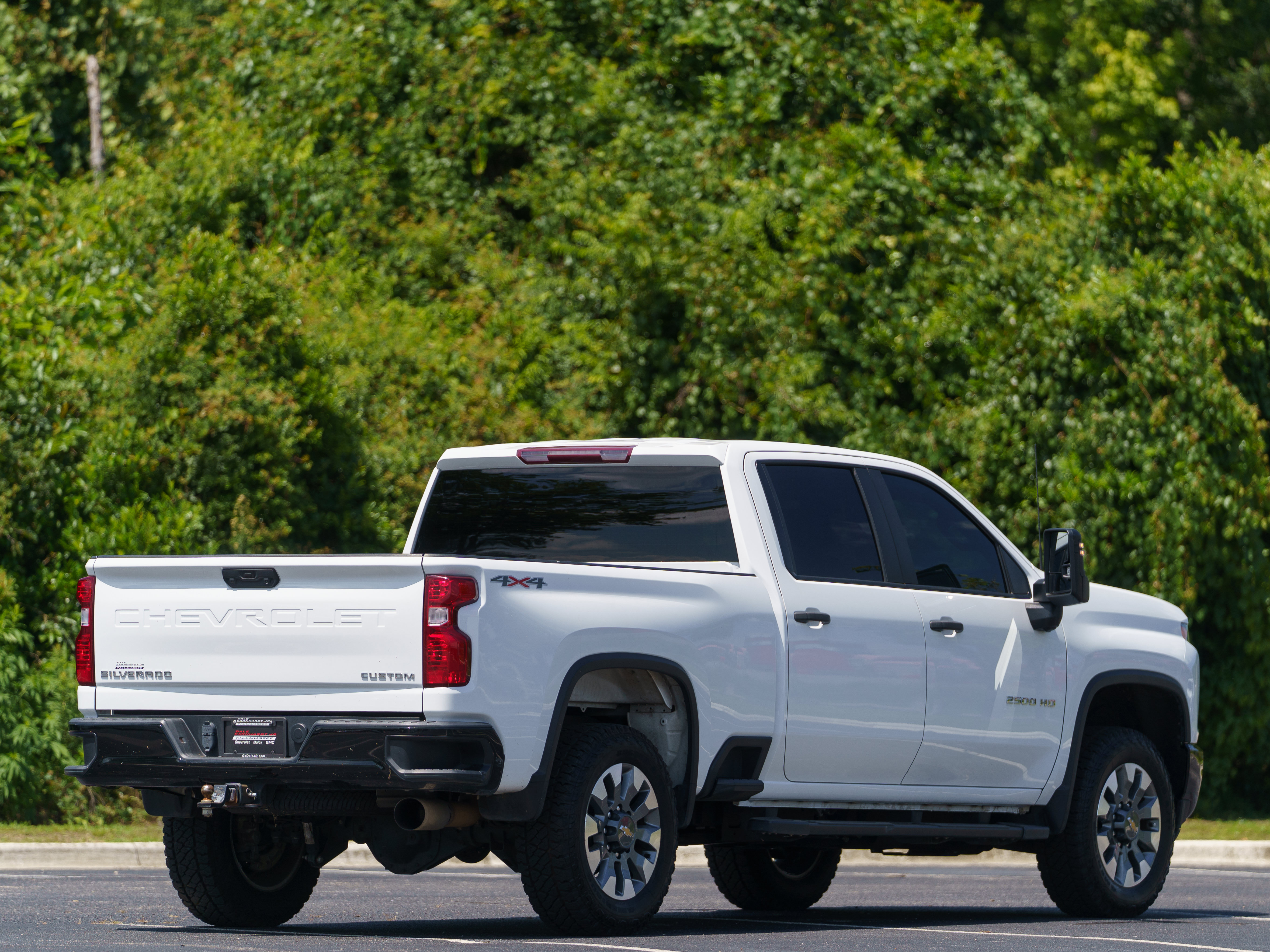 Used 2023 Chevrolet Silverado 2500 Custom w/ Custom Value Package AWD/4WD image 39