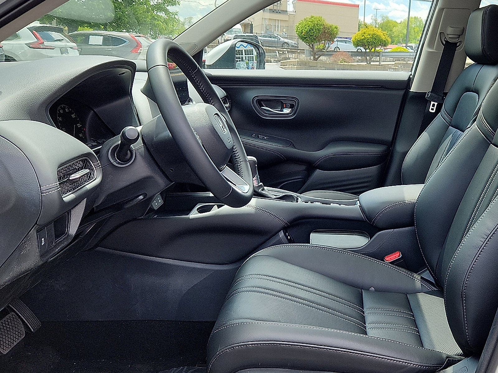 New 2027 Honda HR-V EX-L image 17
