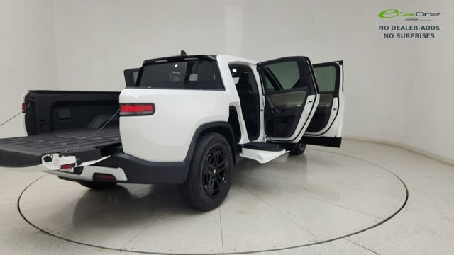 Used 2023 Rivian R1T Adventure Dual AWD/4WD image 19