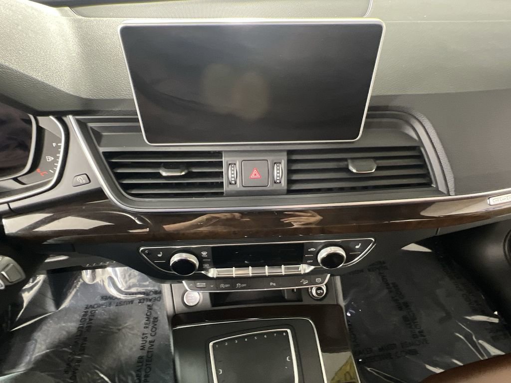 Used 2019 Audi Q5 2.0T Premium Plus image 11