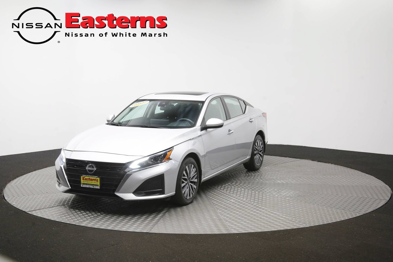 Used 2023 Nissan Altima 2.5 SV w/ SV Premium Package AWD/4WD image 54