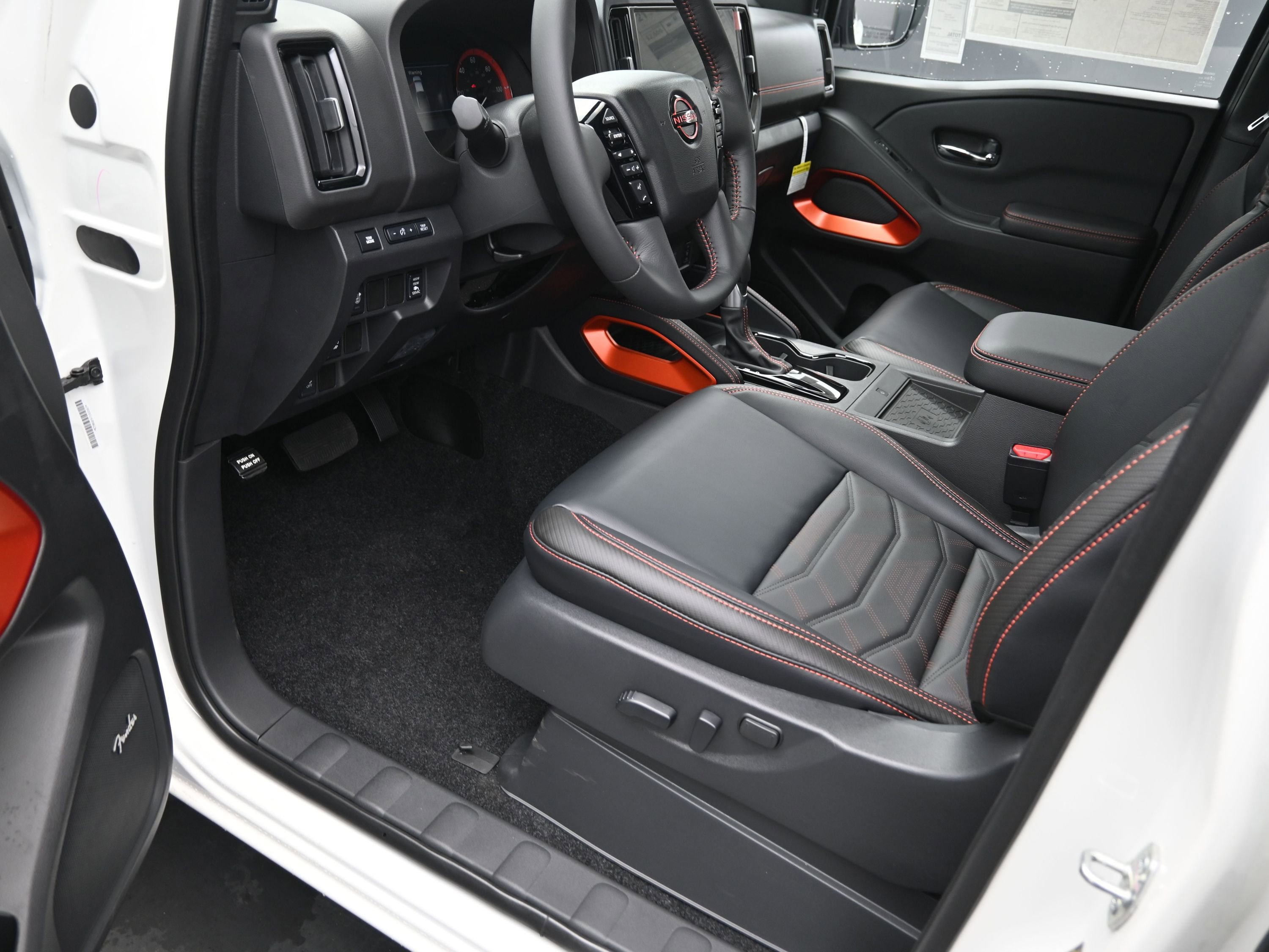 New 2025 Nissan Frontier Pro-X w/ Pro Premium Package image 12