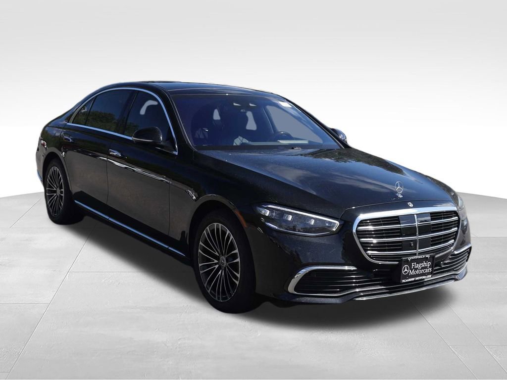 Used 2024 Mercedes-Benz S 580e 4MATIC Sedan image 2