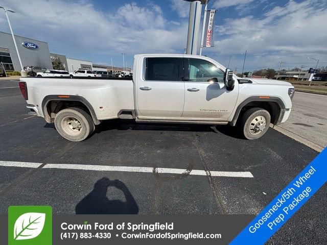 Used 2024 GMC Sierra 3500 Denali Ultimate image 4