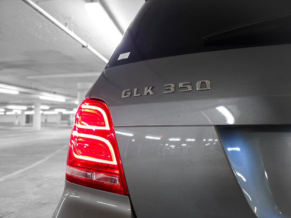 Used 2015 Mercedes-Benz GLK 350 4MATIC image 9