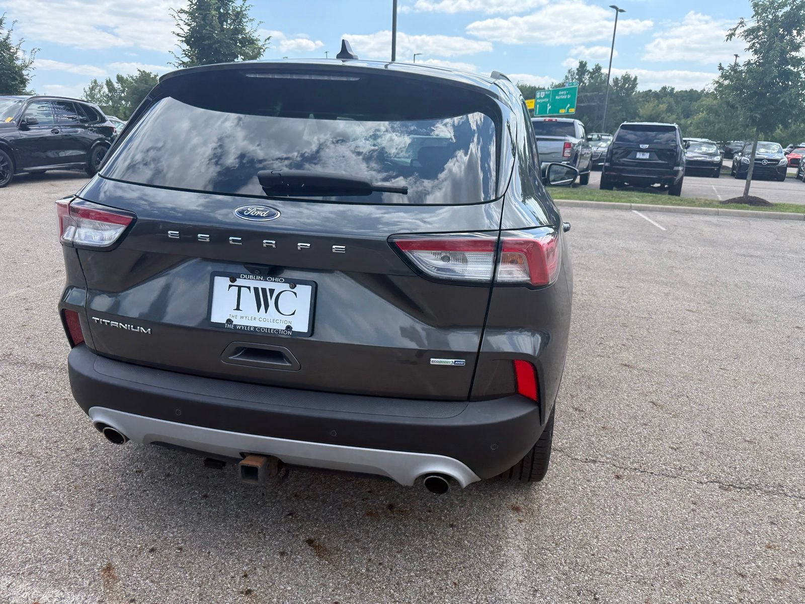 Used 2020 Ford Escape Titanium AWD/4WD image 6