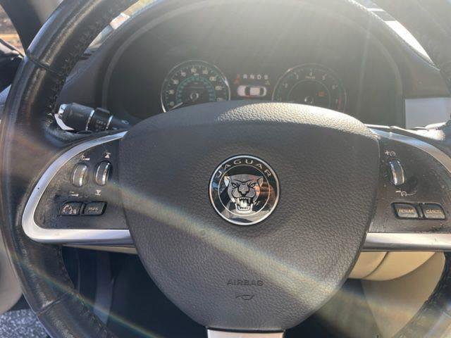 Used 2014 Jaguar XF 3.0 AWD/4WD image 34