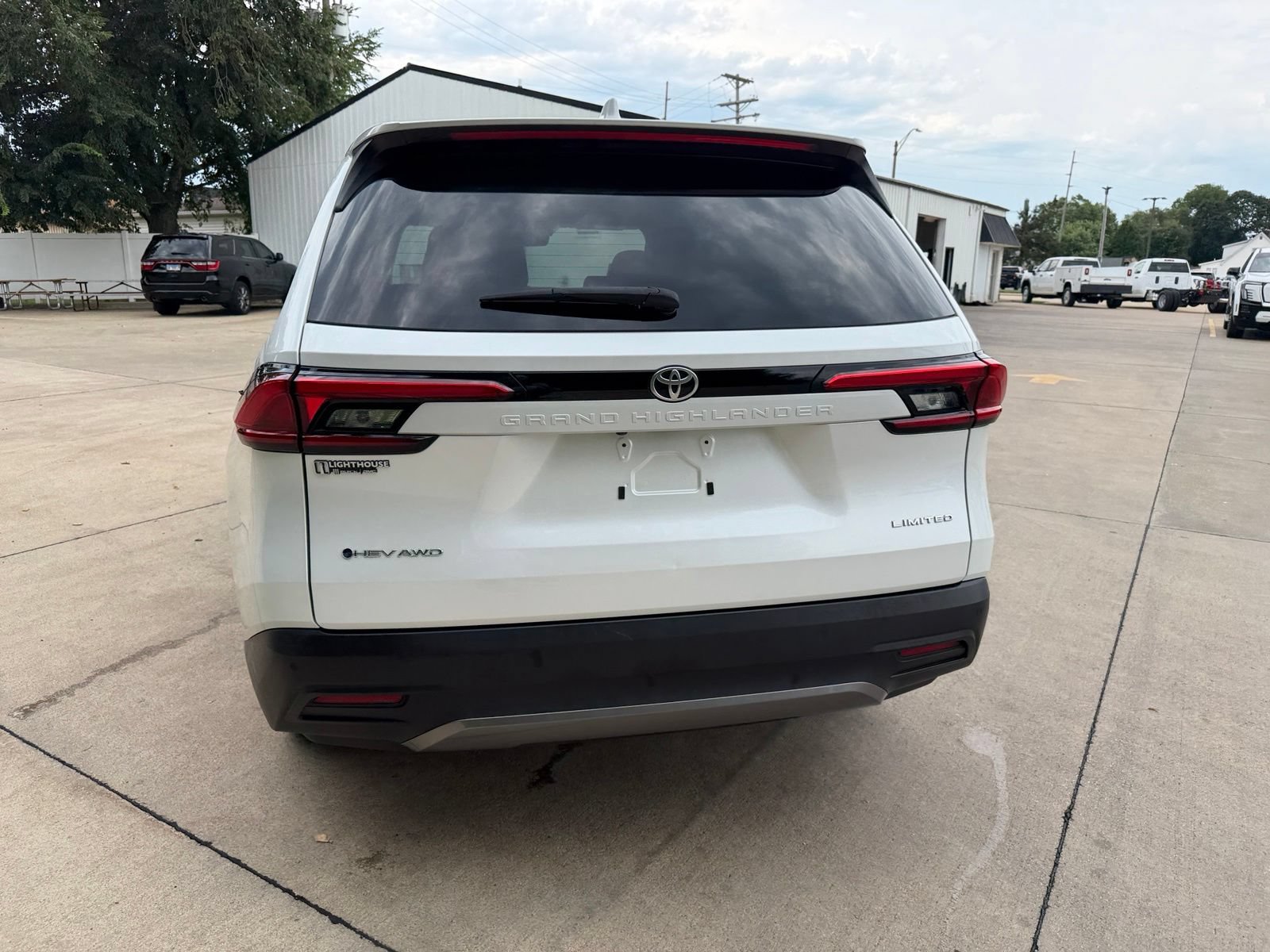 Used 2024 Toyota Grand Highlander AWD Hybrid image 30