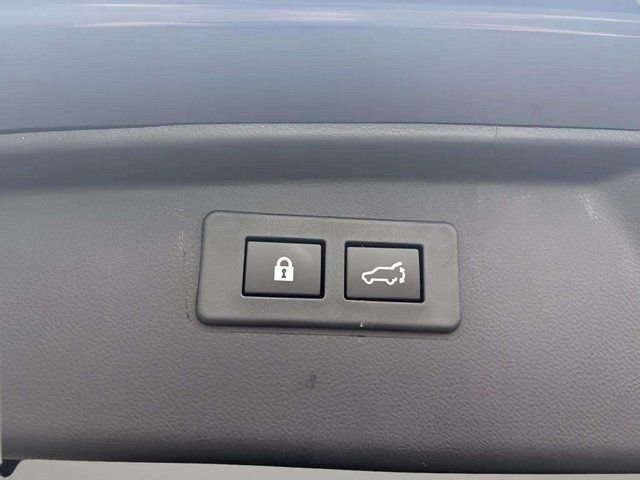 Certified 2025 Subaru Outback Premium image 15