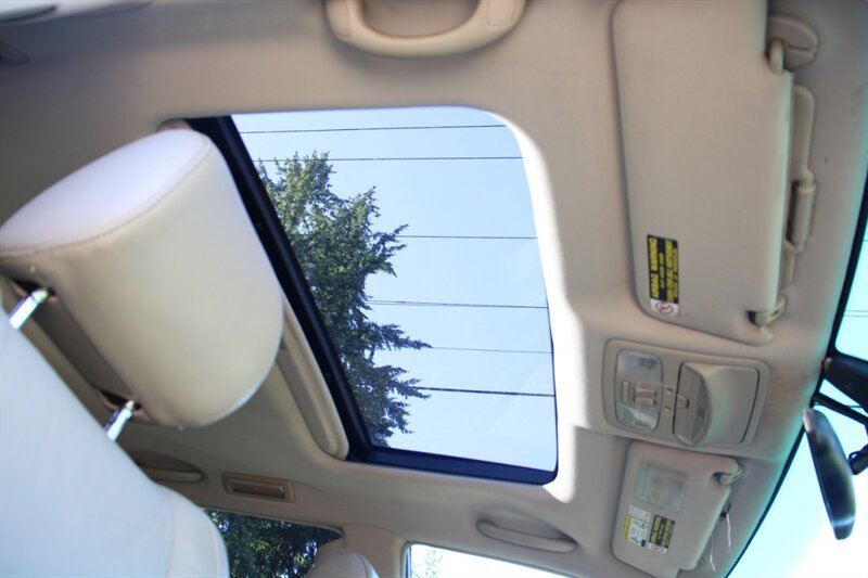 Used 2004 Lexus GX 470 AWD/4WD image 10