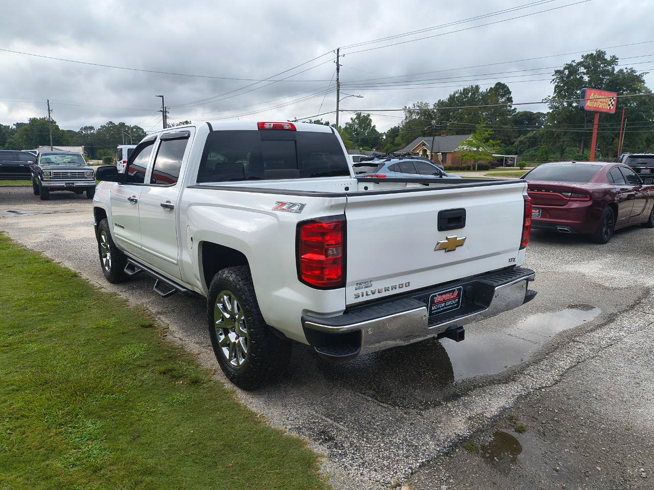 Used 2015 Chevrolet Silverado 1500 LT w/ All Star Edition AWD/4WD image 7