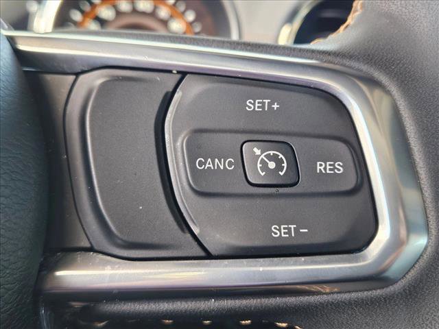 Used 2023 Jeep Gladiator Overland image 16