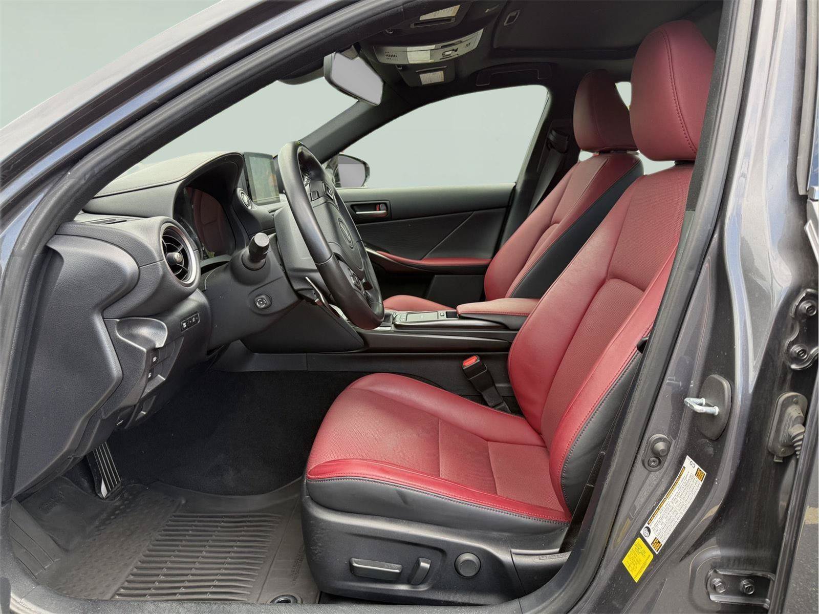 Certified 2022 Lexus IS 300 AWD w/ Premium Package image 9