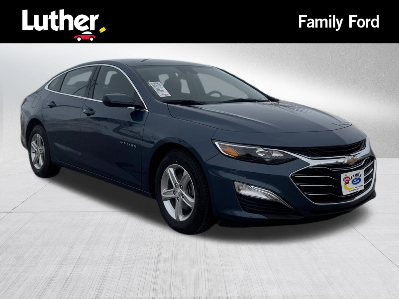 Used 2025 Chevrolet Malibu LS FWD image 1