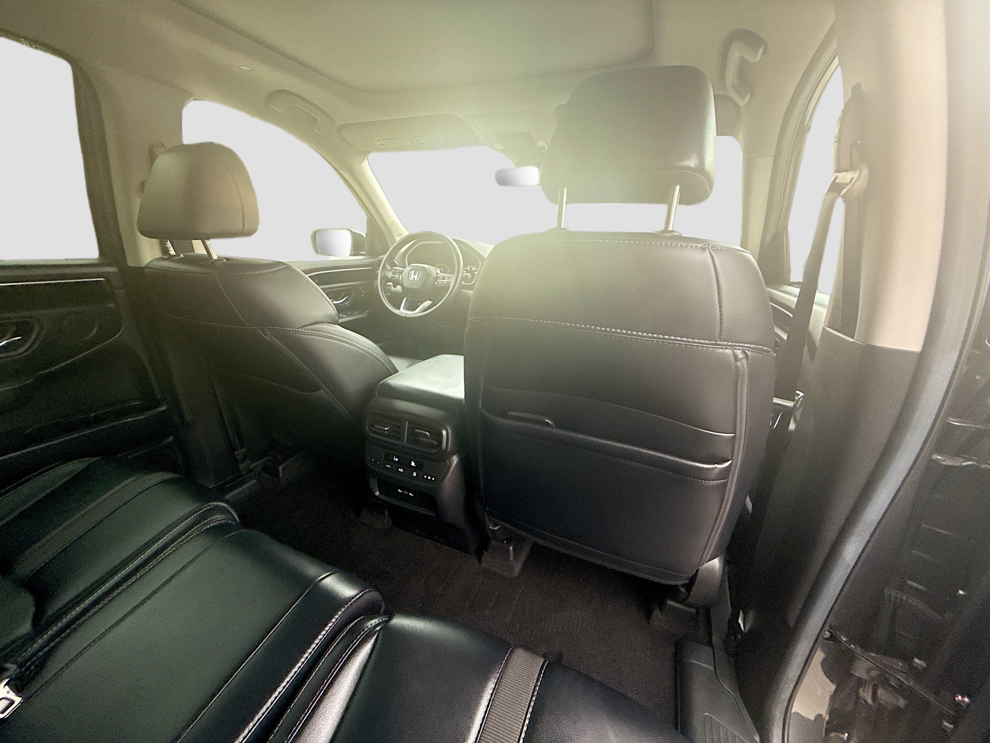 Certified 2025 Honda Pilot Touring image 30