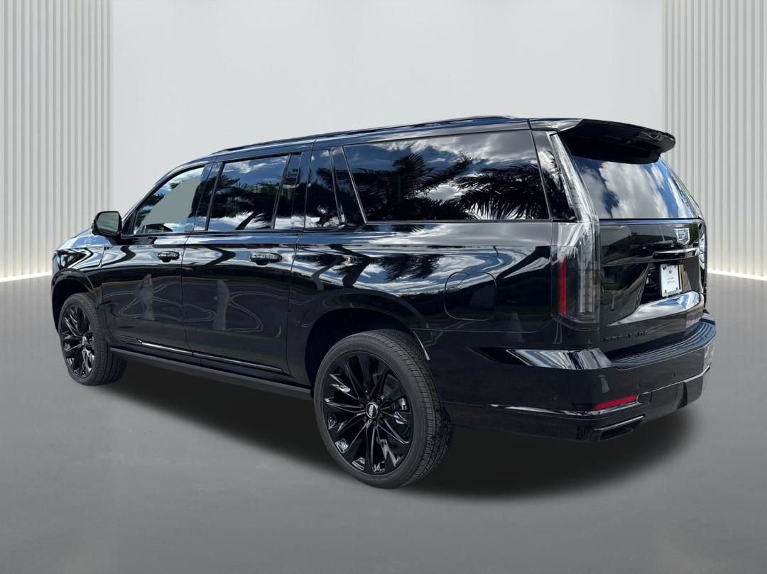 New 2026 Cadillac Escalade ESV Platinum Sport w/ LPO, ONYX Package image 7
