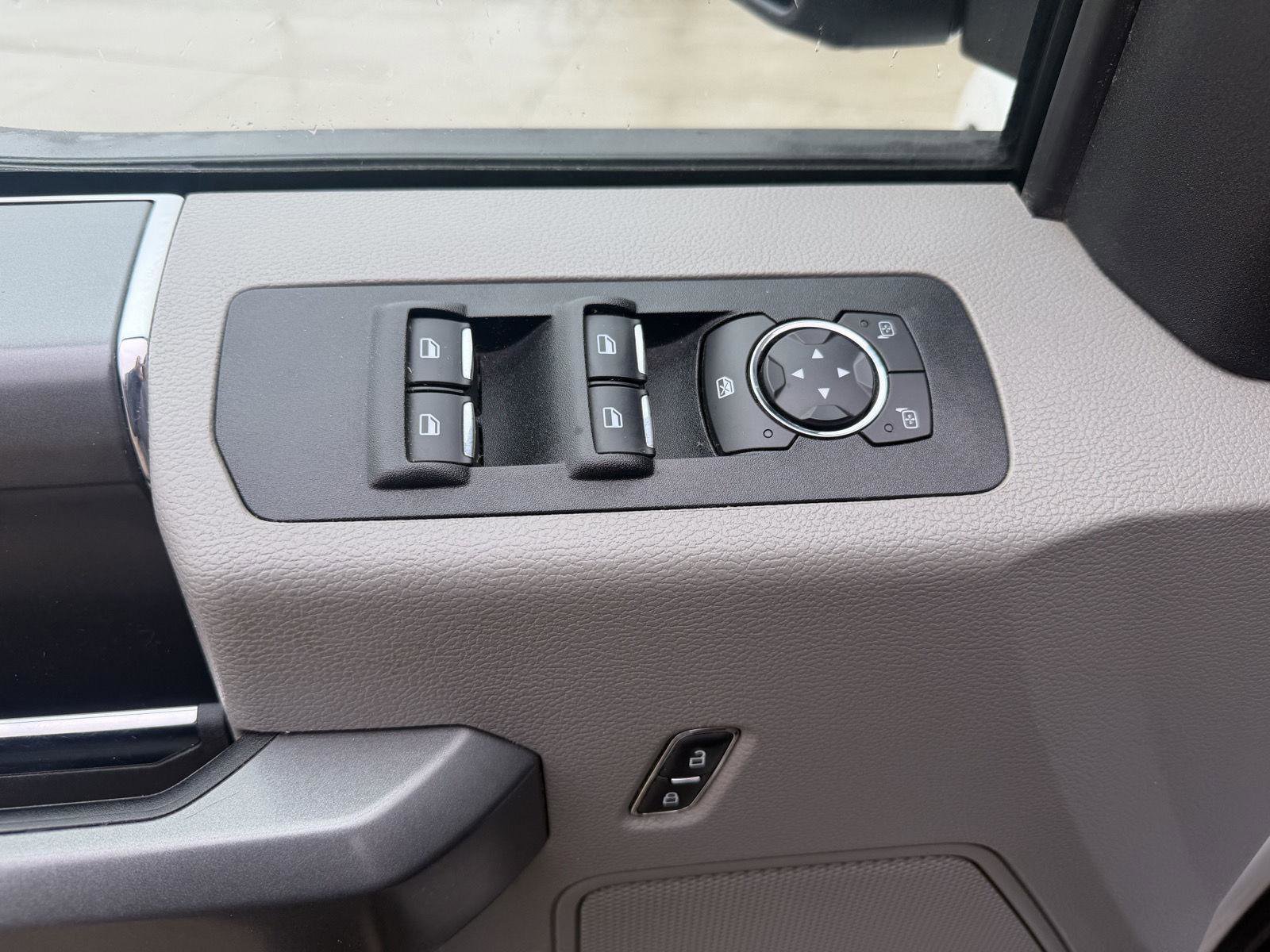 Used 2019 Ford F150 XLT w/ Equipment Group 302A Luxury image 13