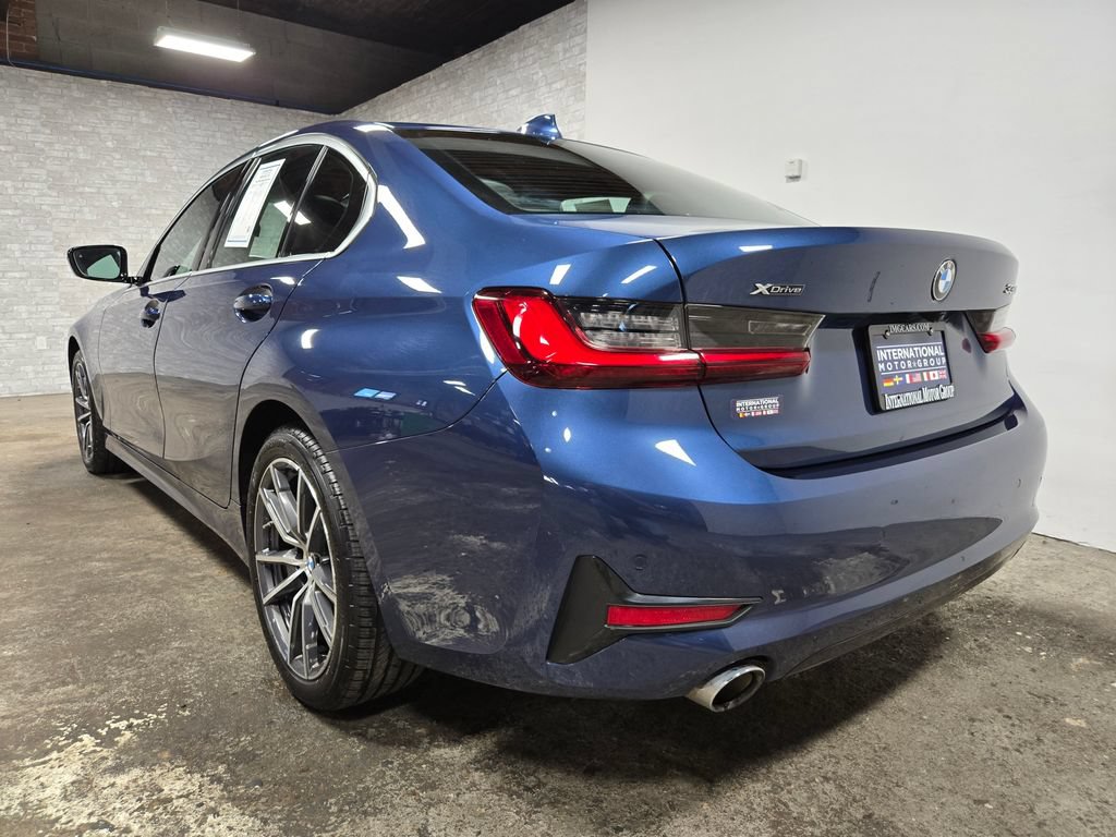 Used 2022 BMW 330i xDrive Sedan w/ Driving Assistance Package AWD/4WD image 40