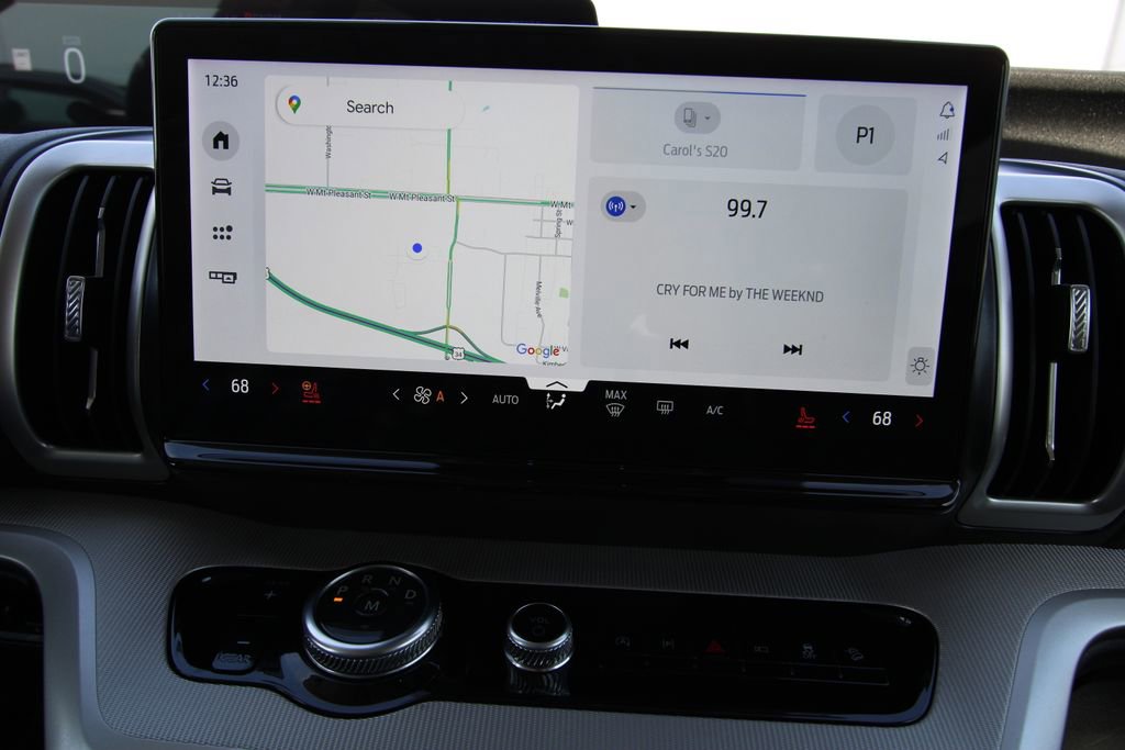 Used 2025 Ford Expedition Max Active image 32