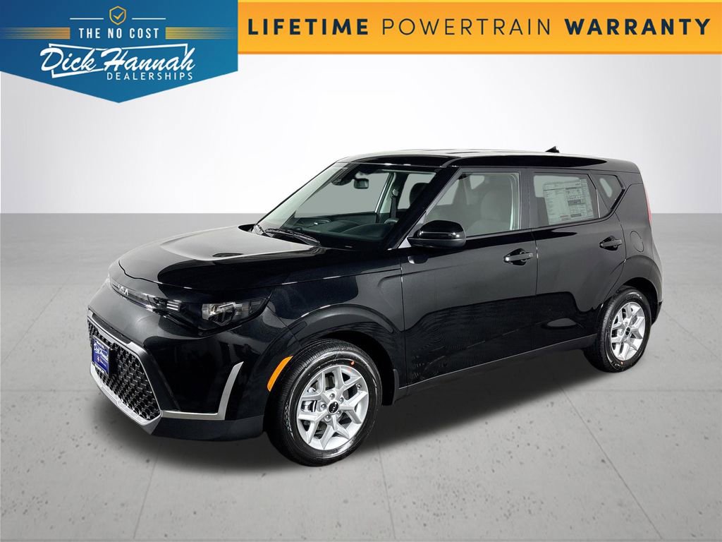 New 2025 Kia Soul LX w/ LX Technology Package