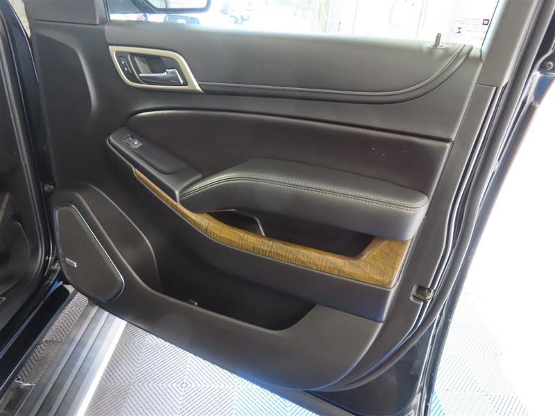 Used 2019 GMC Yukon XL Denali w/ Denali Ultimate Package image 26