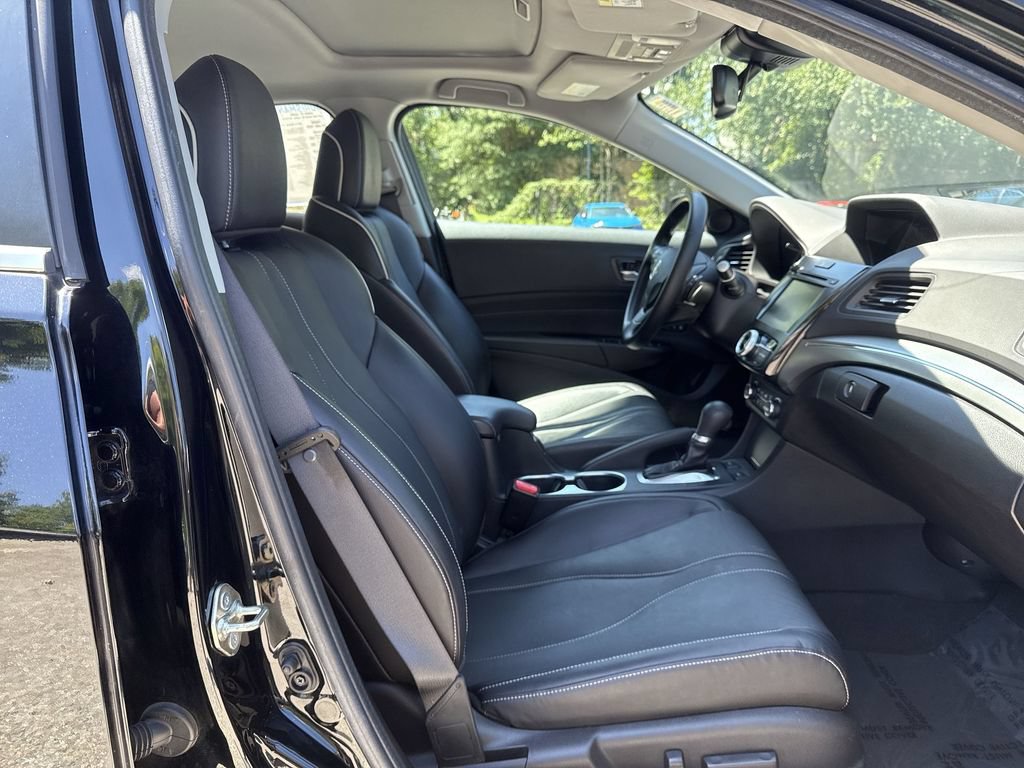 Used 2019 Acura ILX FWD image 25