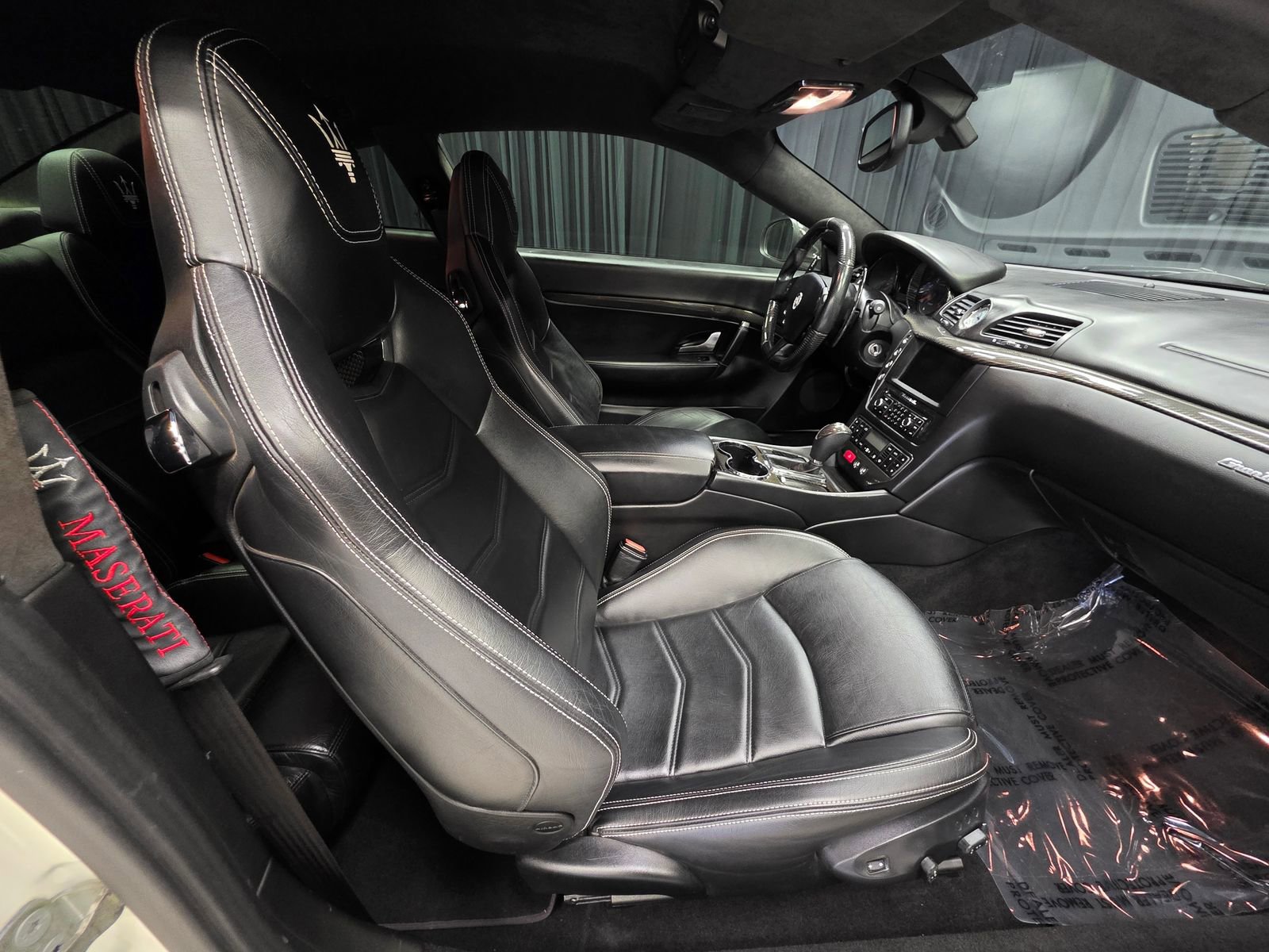 Used 2015 Maserati GranTurismo Sport RWD image 30