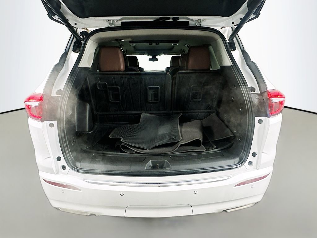 Used 2020 Buick Enclave Avenir w/ Avenir Technology Package image 27