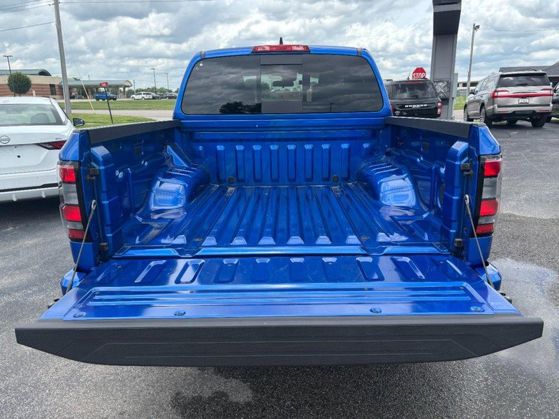 Used 2024 Nissan Frontier PRO-4X w/ Technology Package AWD/4WD image 7