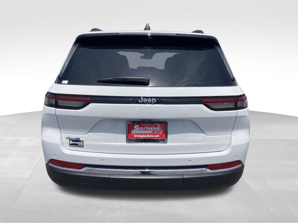 New 2024 Jeep Grand Cherokee Limited 4xe w/ Luxury Tech Group II image 4