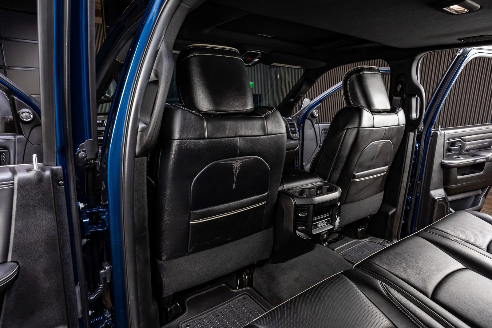 Used 2024 RAM 3500 Limited image 35
