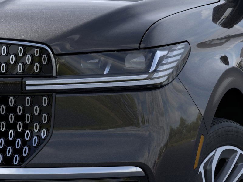 New 2025 Lincoln Navigator L Reserve image 18