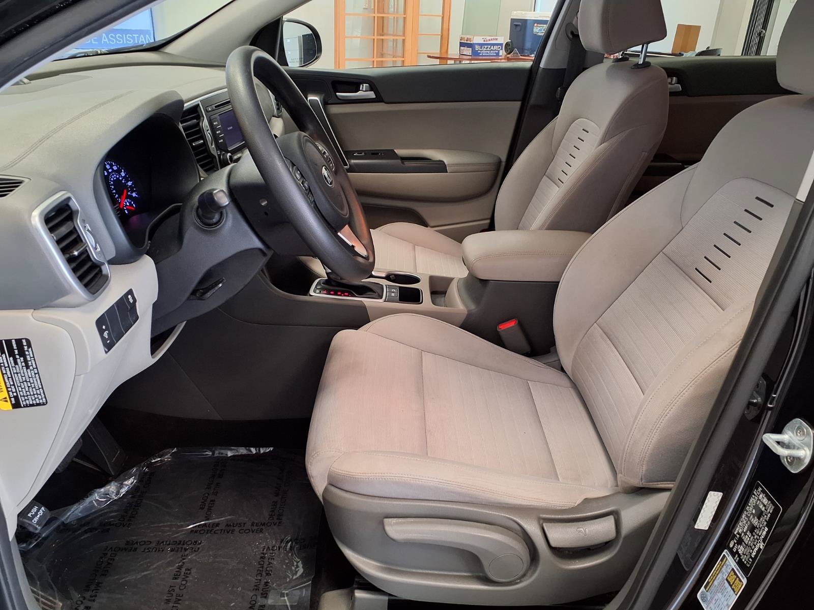 Used 2018 Kia Sportage LX FWD image 19
