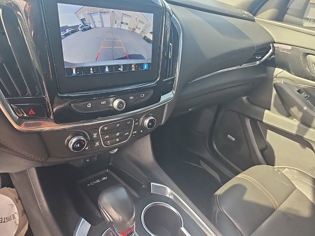 Used 2022 Chevrolet Traverse RS w/ LPO, Floor Liner Package AWD/4WD image 21