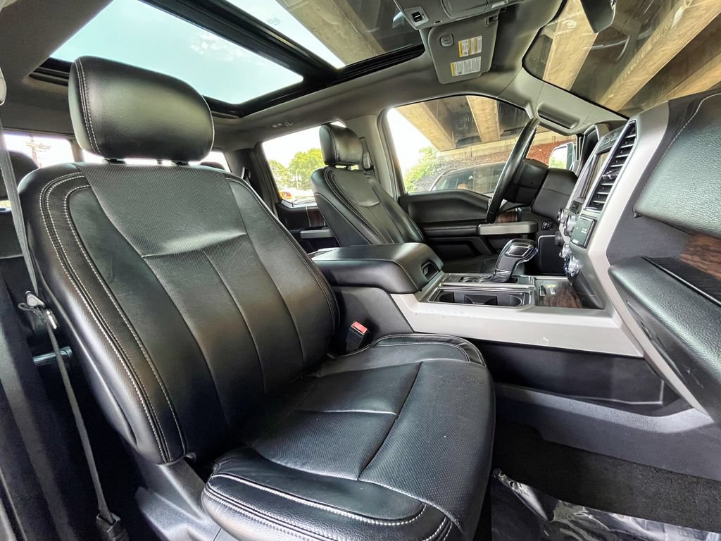 Used 2018 Ford F150 Lariat w/ Equipment Group 502A Luxury AWD/4WD image 21