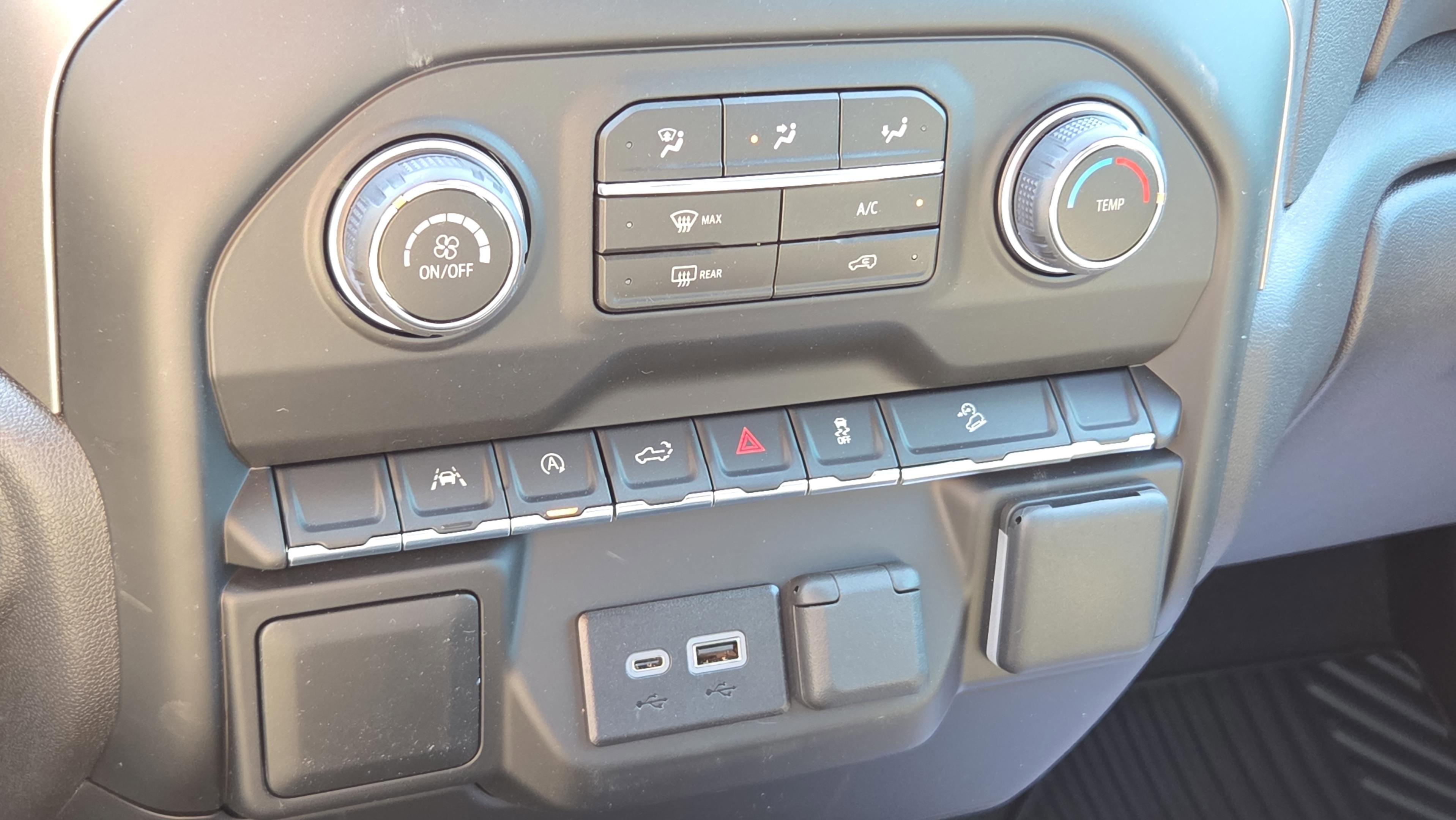 New 2026 Chevrolet Silverado 1500 Custom Trail Boss w/ Dark Appearance Package AWD/4WD image 21