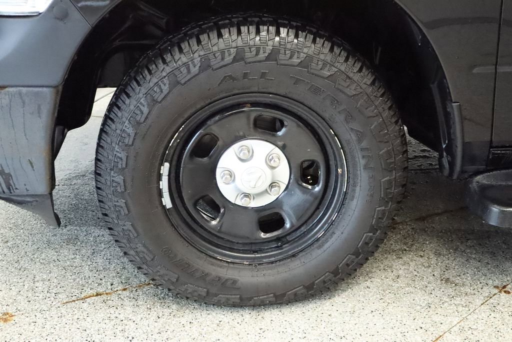 Certified 2016 RAM 1500 4x4 Crew Cab image 14