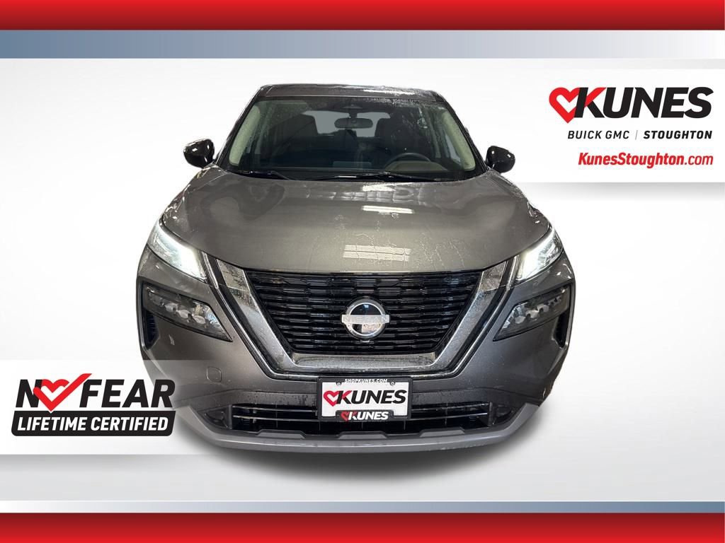Used 2023 Nissan Rogue S image 5