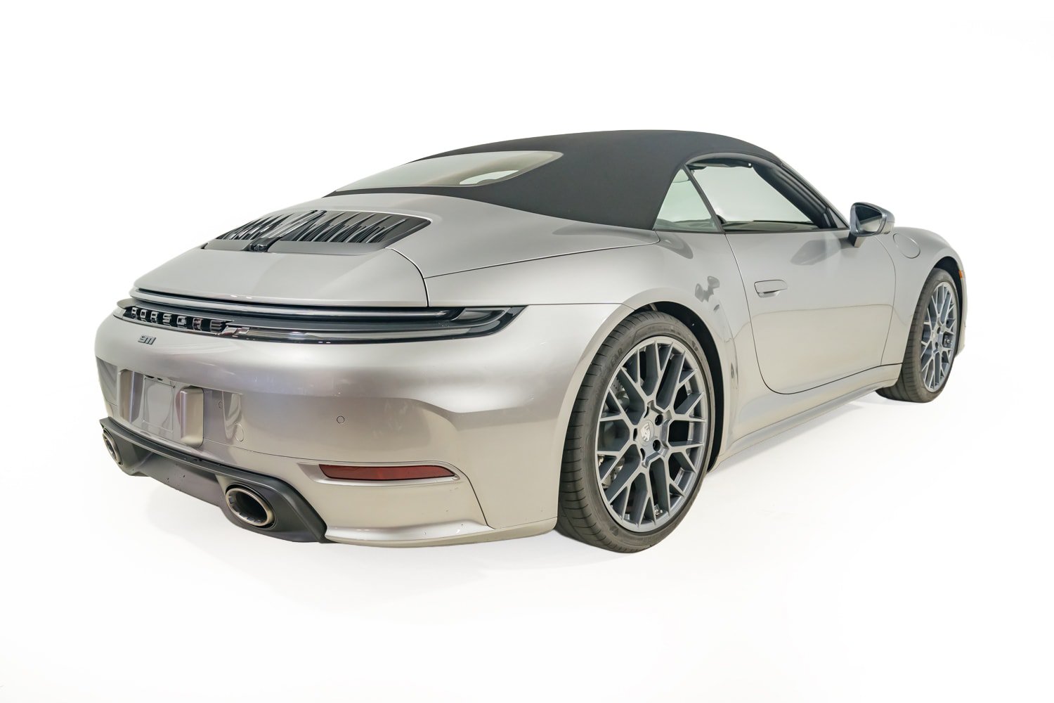 Used 2026 Porsche 911 Carrera T w/ Sportdesign Package RWD image 9